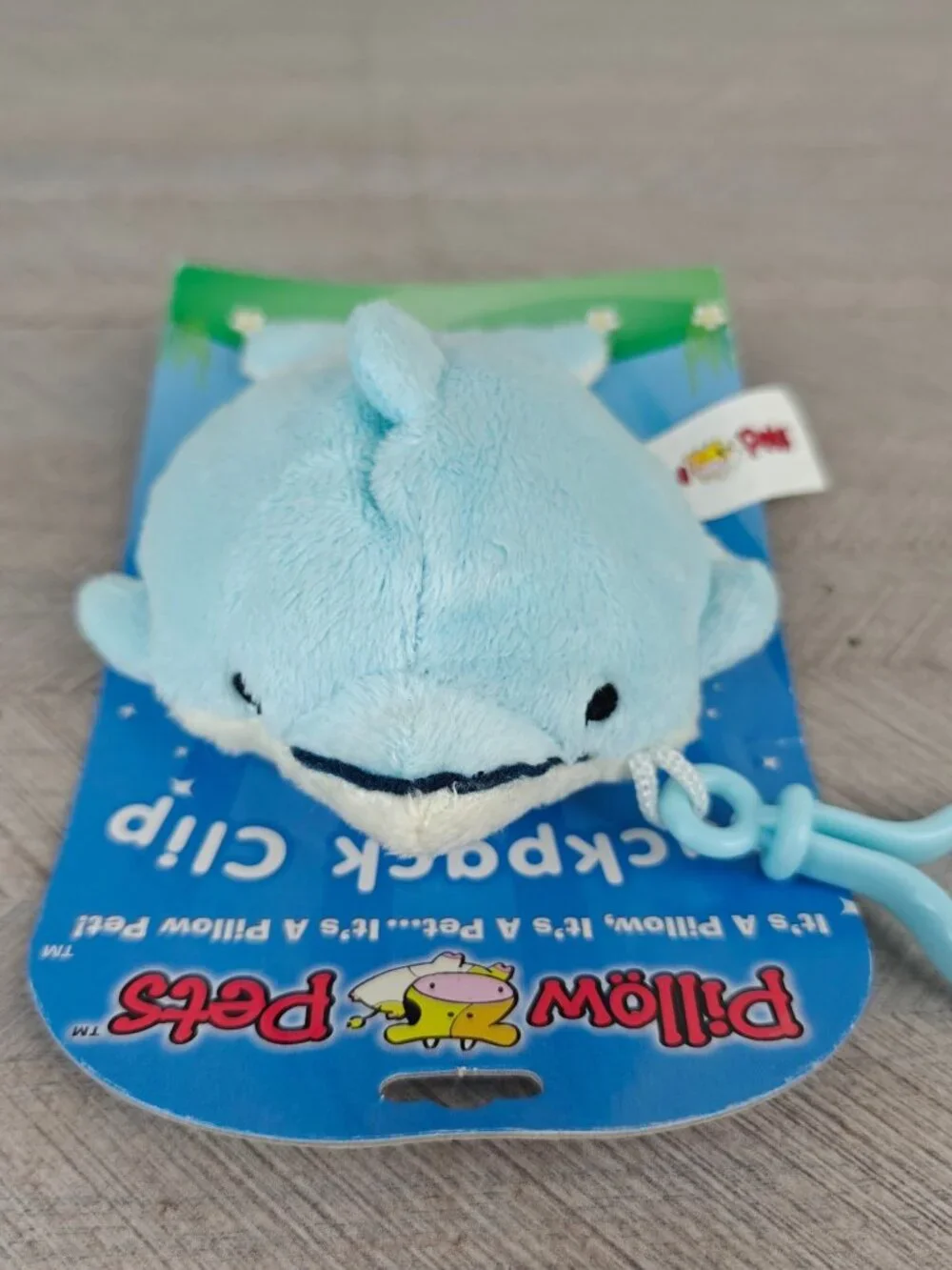 Rare NEW Pillow Pets Backpack Clip Blue Dolphin Plush 2010 Mini Accessory